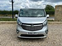 VAUXHALL VIVARO